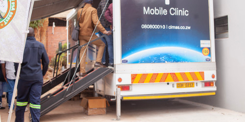 mobile-hospital-hospital-using-emr-electronic-medical-record